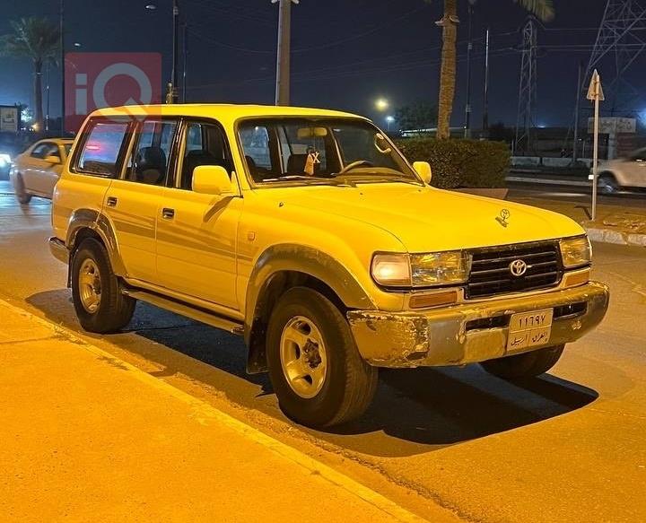 تۆیۆتا لاند کروزەر